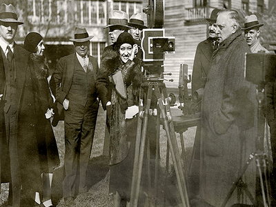 Swanson on an Essanay set.