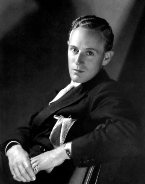 029-leslie-howard-theredlist.jpg